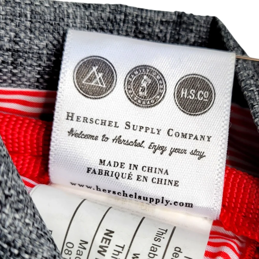 Hershel Settlement Backpack Bag Gray Red Crosshatch Tote Classic Travel Zipper
